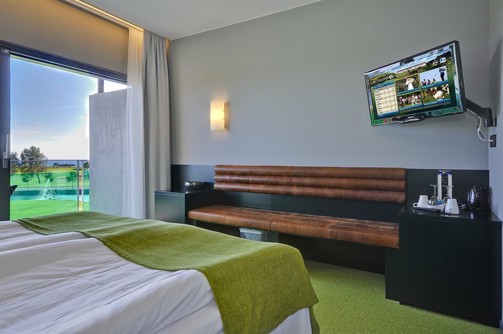 Ringenaes Hotell & Konferens 哈尔姆斯塔德 外观 照片